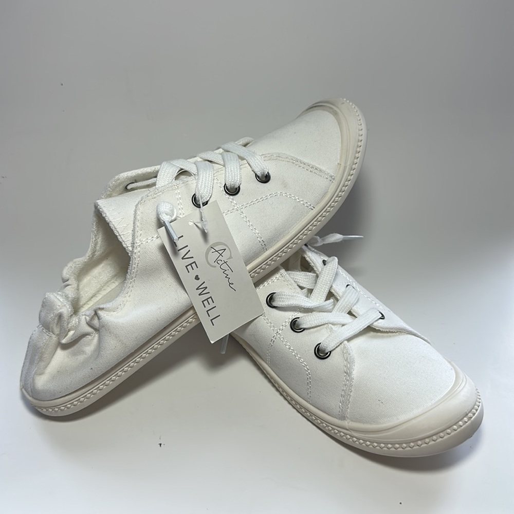 Active Live Well Womens White Canvas Slip On Scrunch Heel Sneakers Size 10 NEW - Picture 6 of 7
